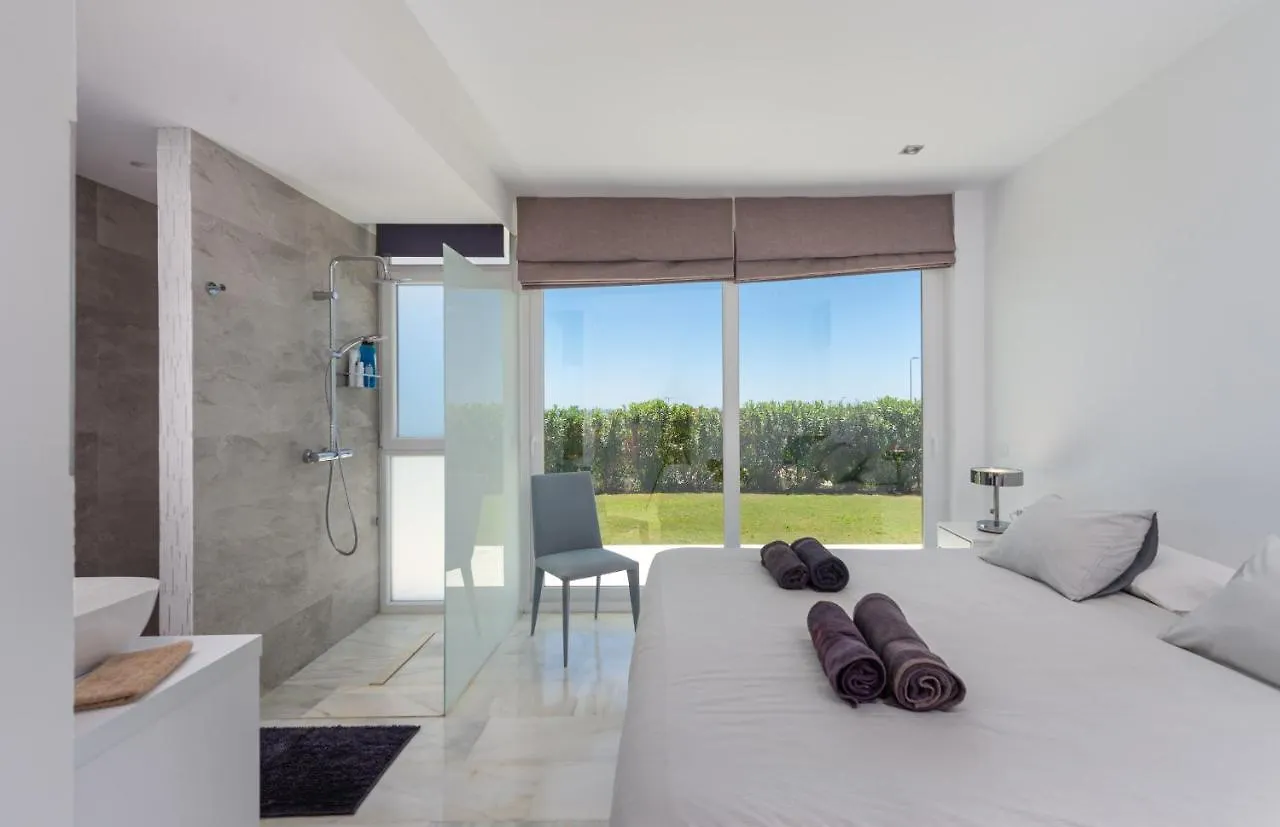Villa Dona Julia 2410 Golf And Sea Views Casares