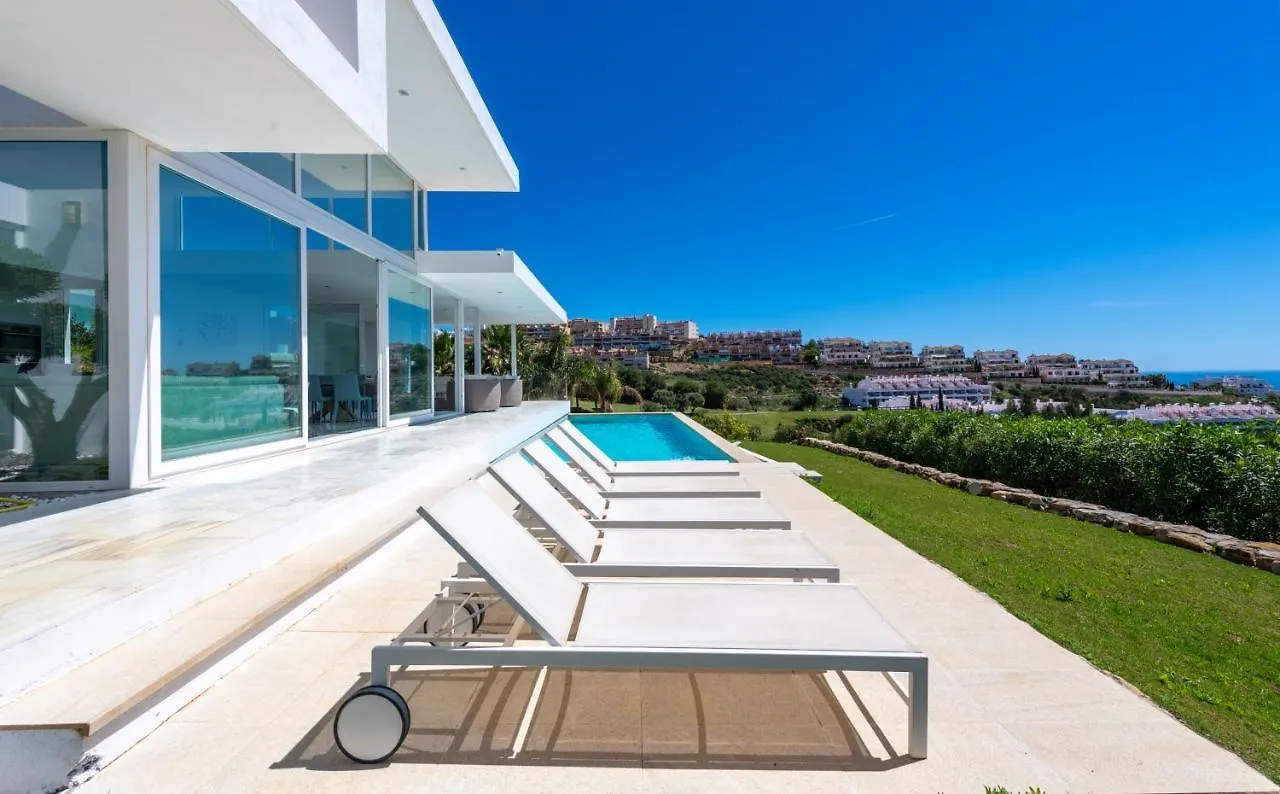 Villa Dona Julia 2410 Golf And Sea Views Casares 0*,
