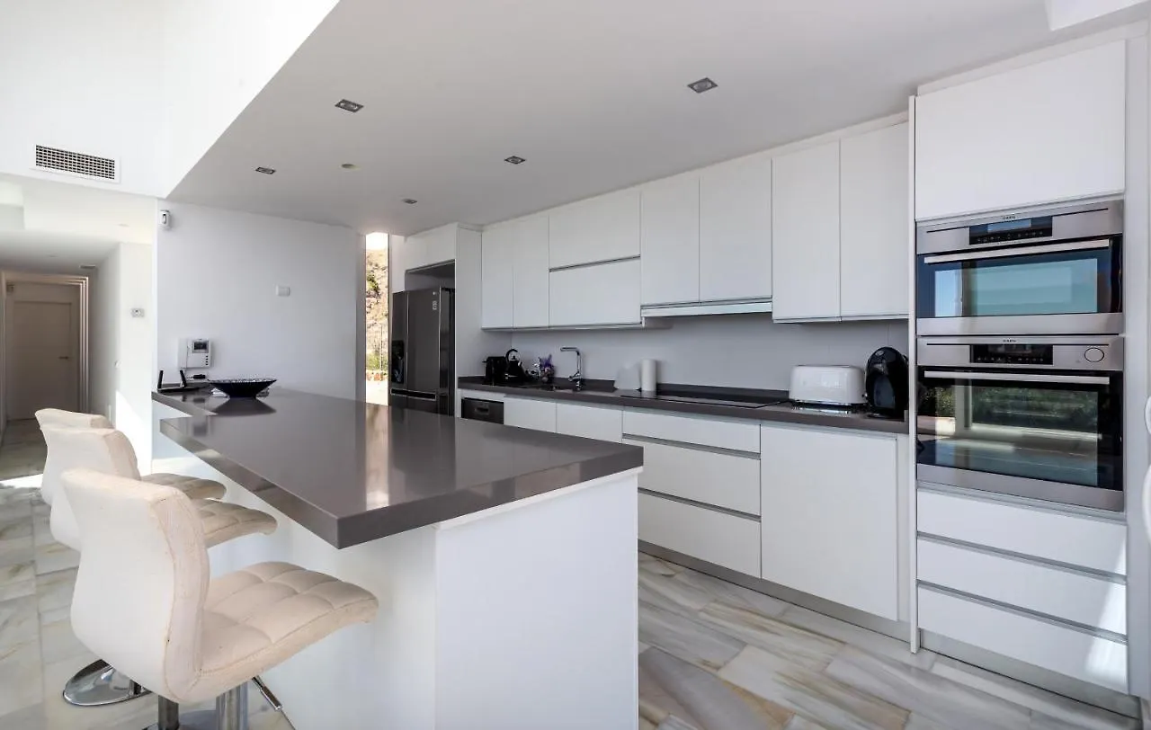 Villa Dona Julia 2410 Golf And Sea Views Casares